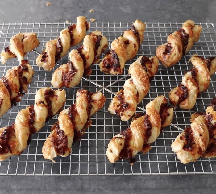 How to Make Apple Cheddar Twists