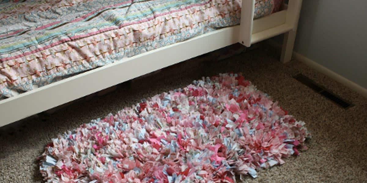 No-Sew Shag Rag Rug Tutorial