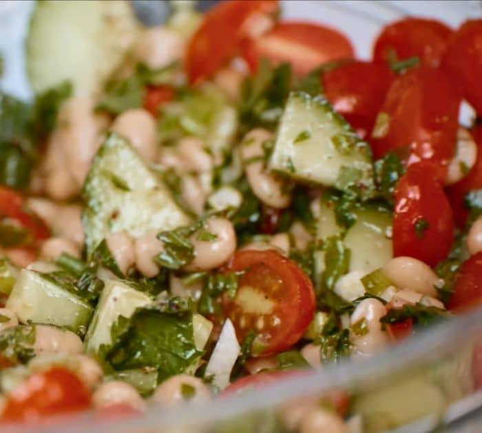 How to Make White Bean Salad