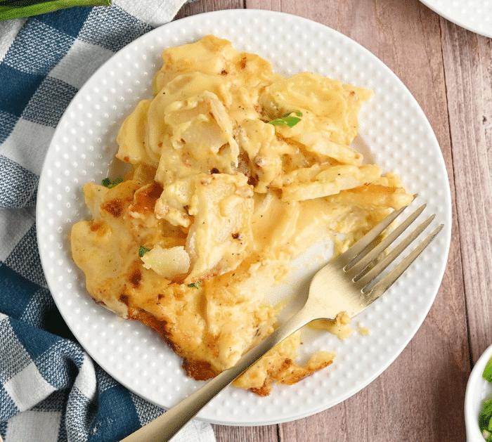 How to Make Cheesy Scalloped Potatoes