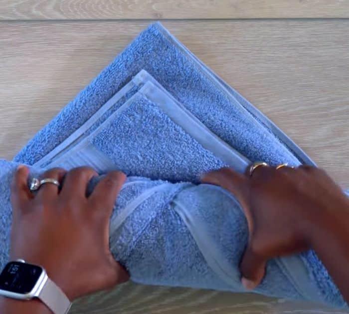 How to Fold Towels Quickly