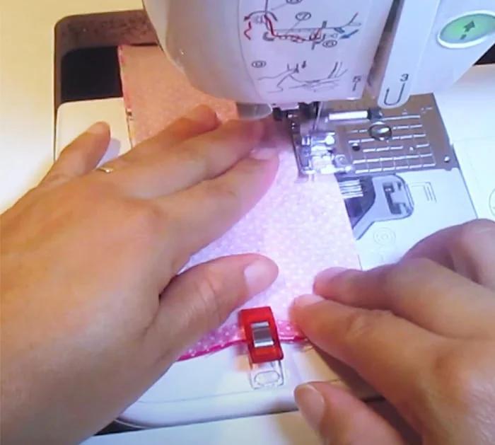 Sewing Project: DIY Notebook Pen Holder | DIY Sewing