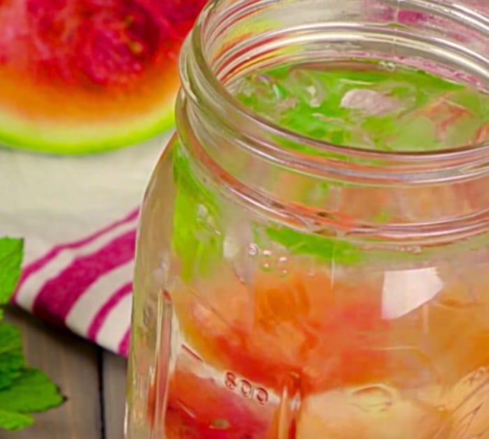Try making these healthy vitamin infused water recipes