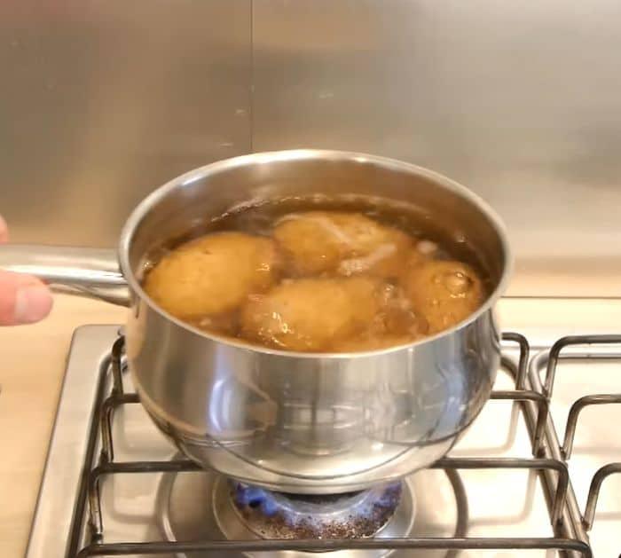 How to Peel Potatoes Without a Peeler