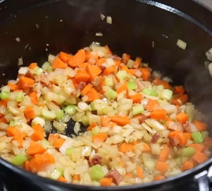 Easy Classic Minestrone Soup Recipe Instructions
