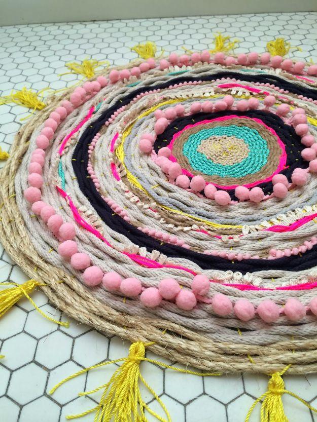 DIY Woven Pom Pom Rug, a boho decor idea, simple enough for a first try and a sweet finishing touch for any gift