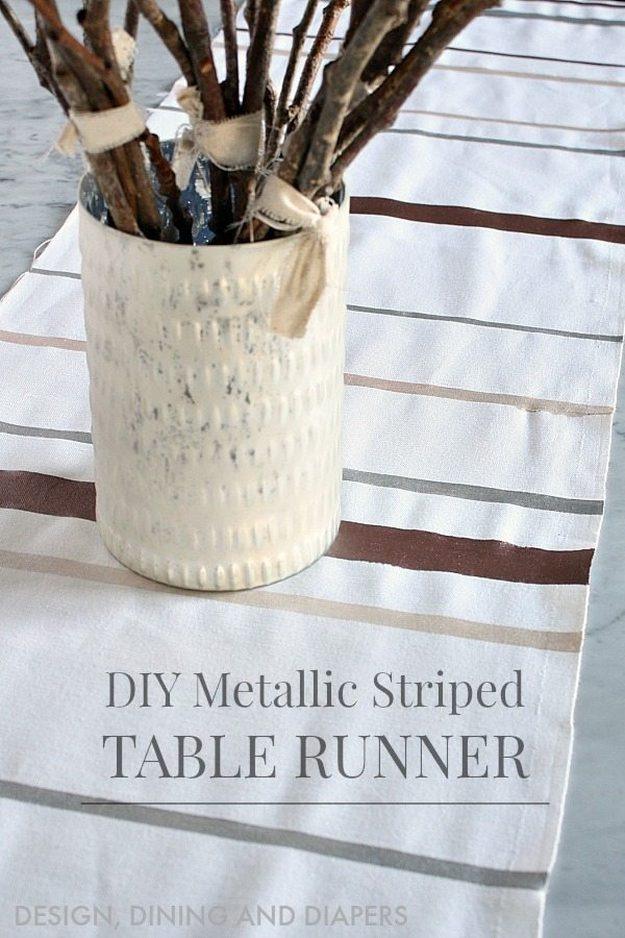 Thanksgiving Table Runner, a favorite thanksgiving centerpiece idea worth copying and an idea worth saving for later