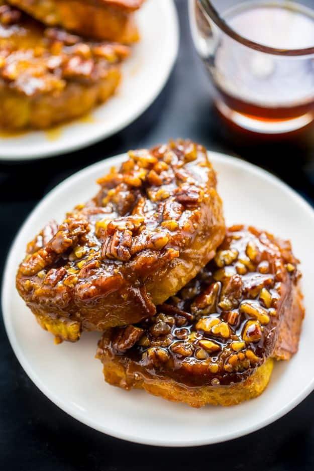 French Toast Recipes - Overnight Pecan Pie French Toast - Best Brunch Bites and Breakfast Ideas for French Toast - Stuffed, Baked and Creme Brulee Toasts With Fruit - Healthy Sugar