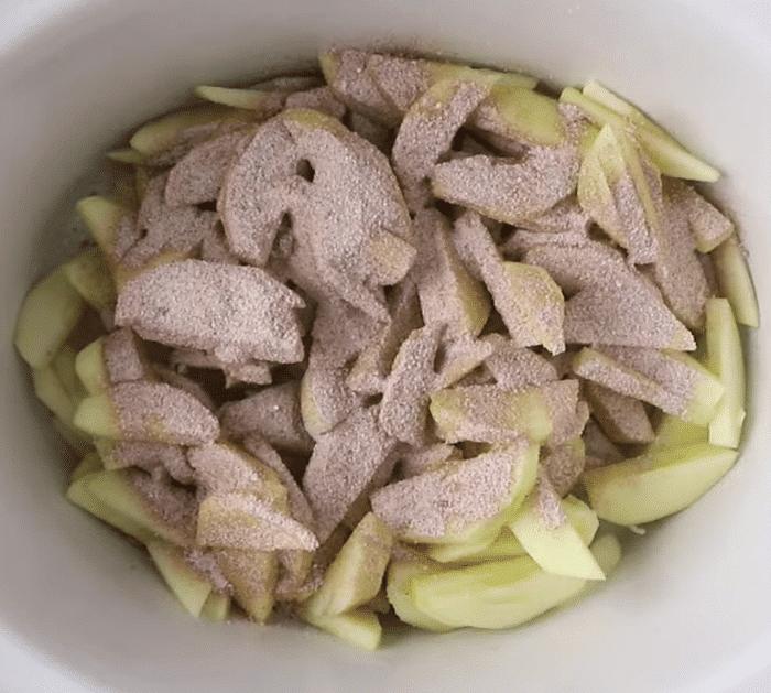 Ingredients for Crockpot Apple Crisp