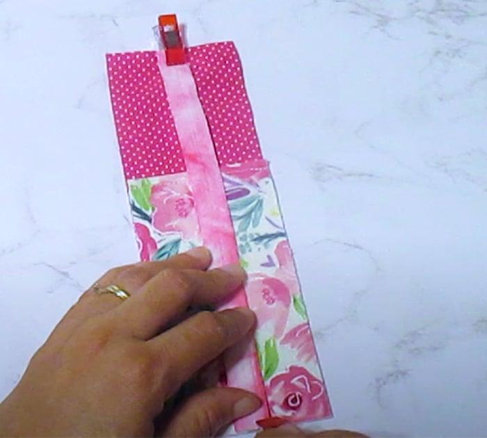 Sewing Project: DIY Notebook Pen Holder | DIY Sewing