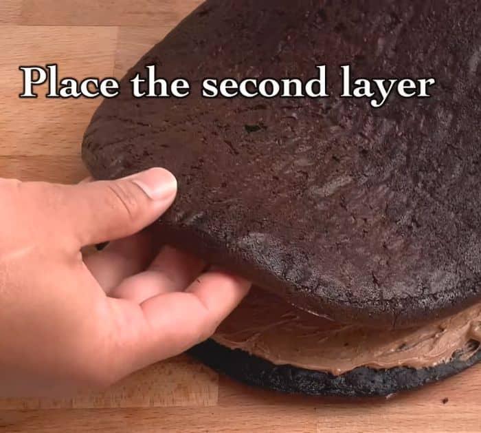 3-Ingredient No-Bake Moist Oreo Cake Dessert