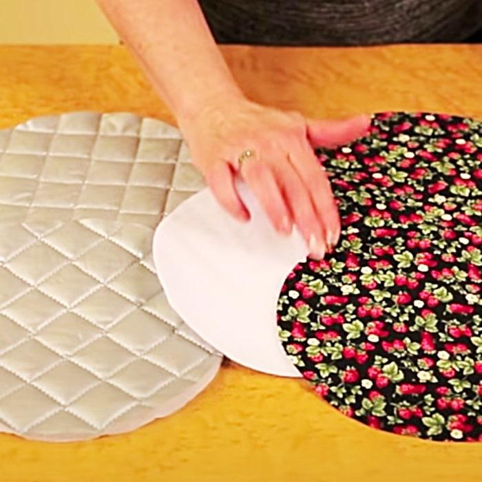 How To make A Round Potholder - Easy Sewing Ideas - Sew An Easy Pot Holder
