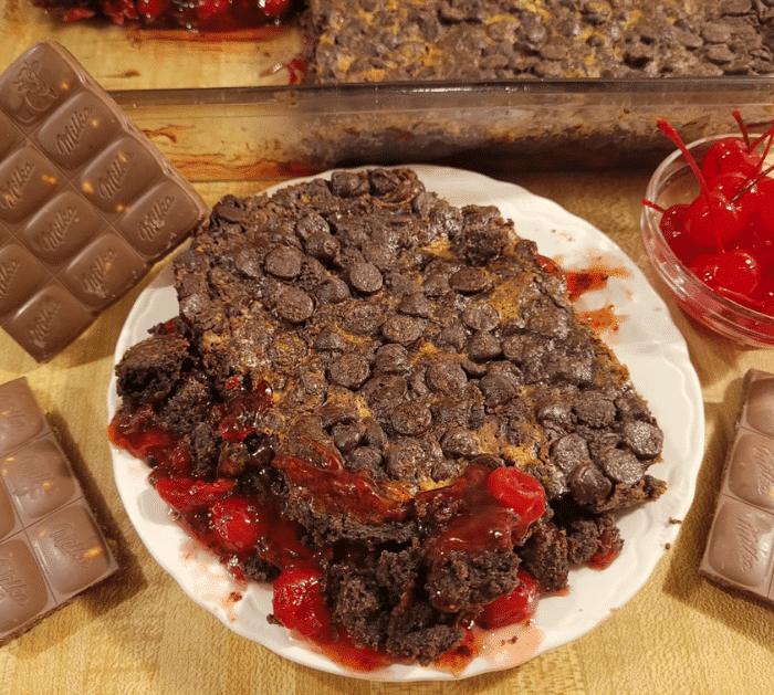 How to Make Cherry Chocolate Dump Cake