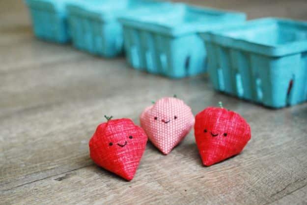 Strawberry Basket Bean Bag Game, a project that comes together in an afternoon and a fun make for using up fabric scraps