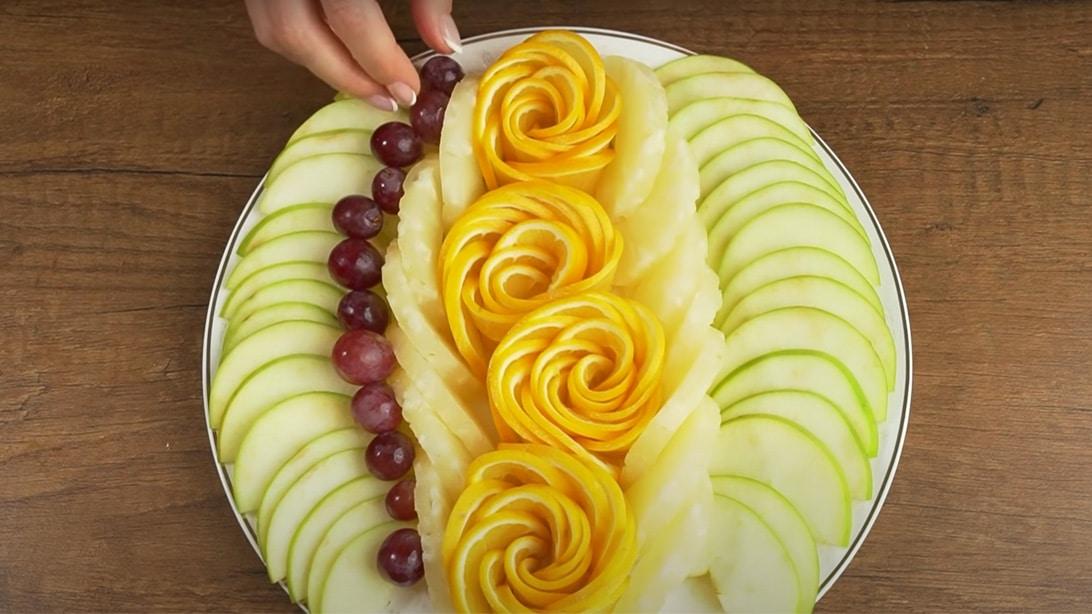5 Fruit Platters for New Year’s Eve