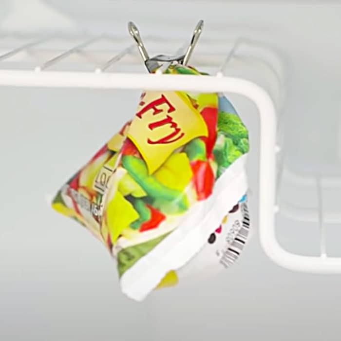 Binder Clip Freezer Ideas - DIY Freezer Organization - How To Organize A Freezer