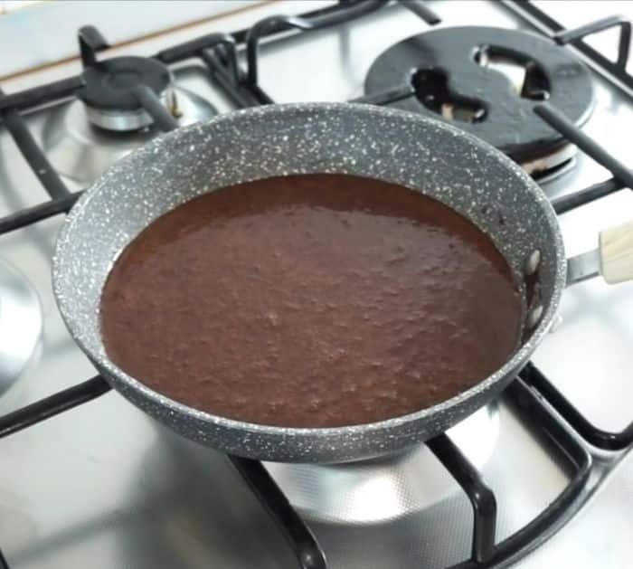 Easy Frying Pan Chocolate Cake Recipe