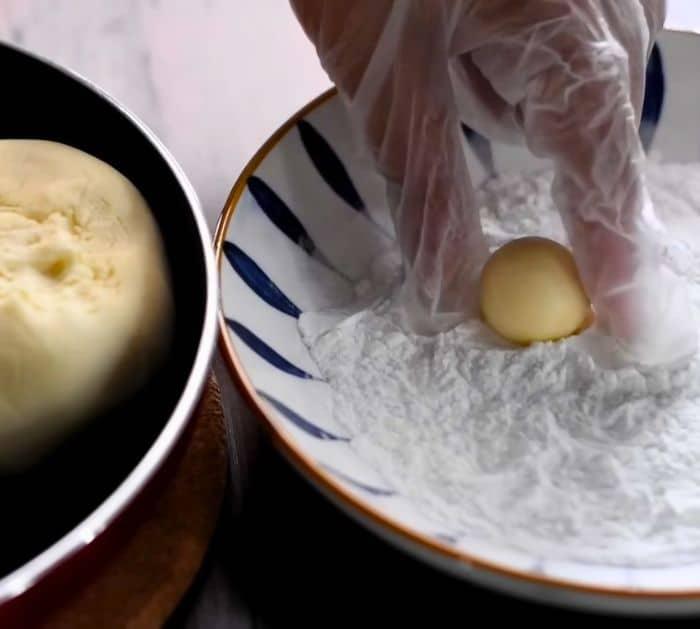 3-Ingredient Milk Ball Recipe Instructions