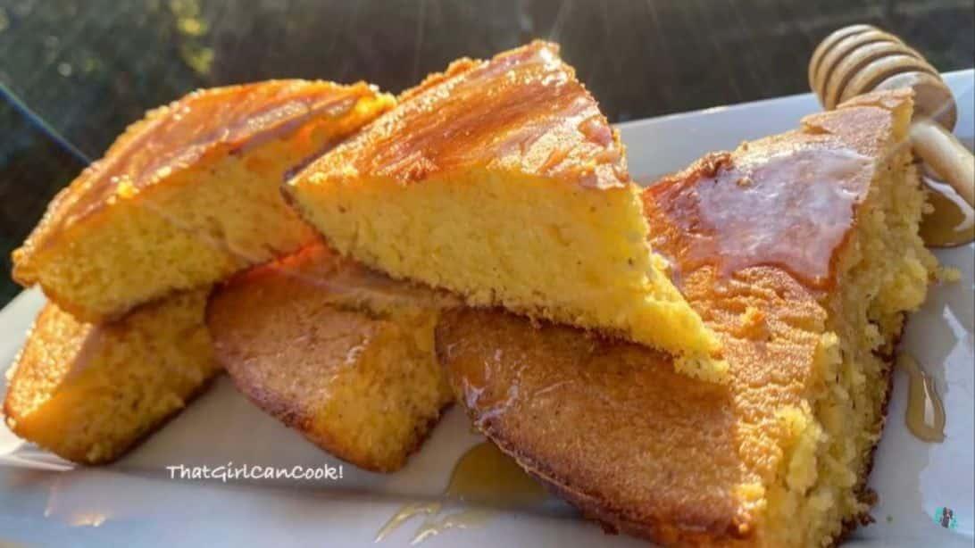 Best Southern Buttermilk Cornbread