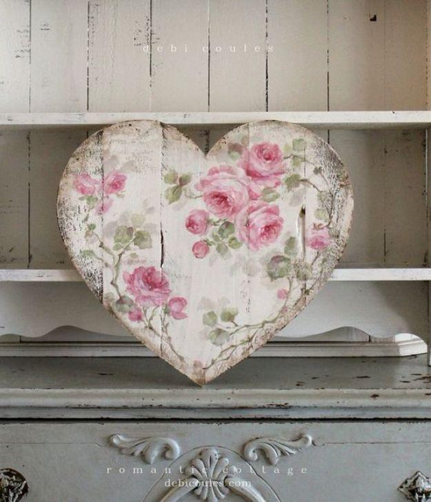 Shabby Chic Romantic Large Vintage Style French Roses Heart, easy enough for a beginner and a charming handmade detail