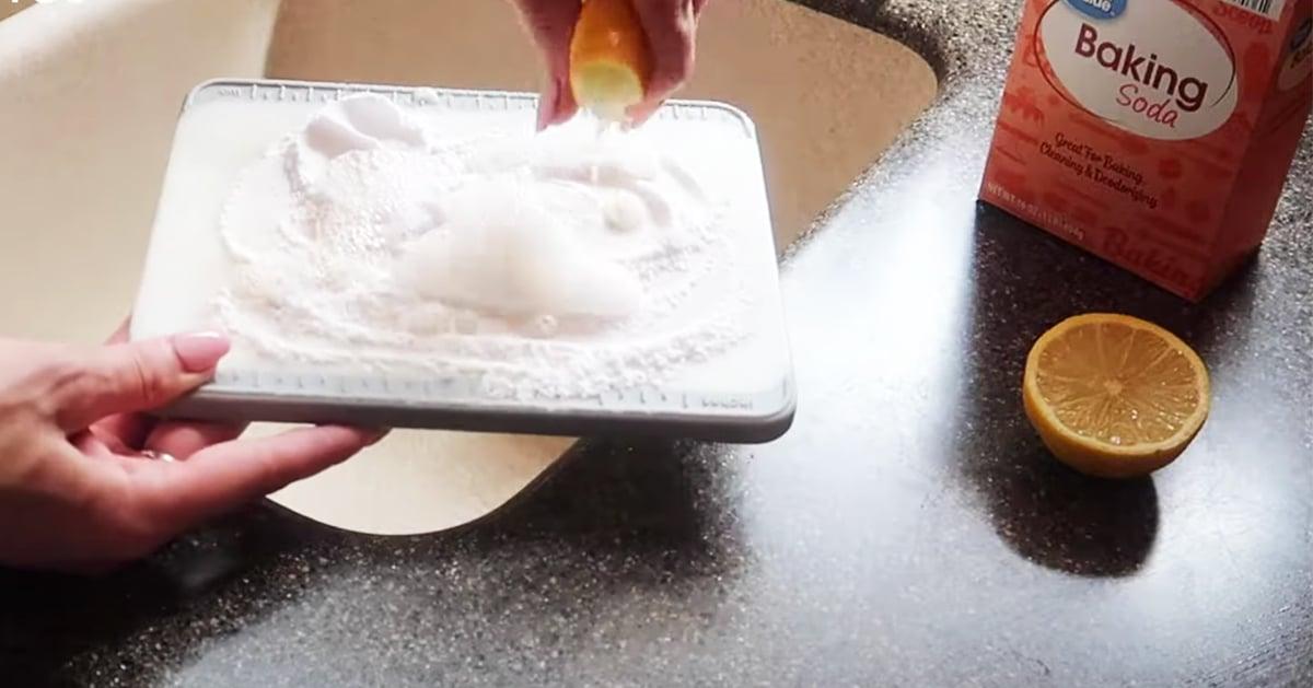 How To Deep Clean A Plastic Cutting Board