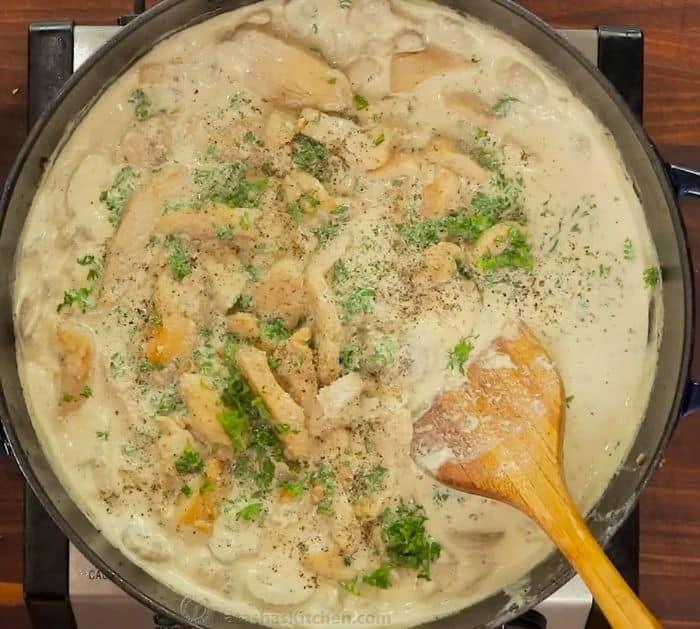 How to Make Chicken Alfredo
