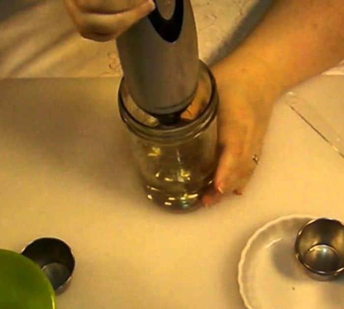 Easy To Make Homemade Mayonnaise