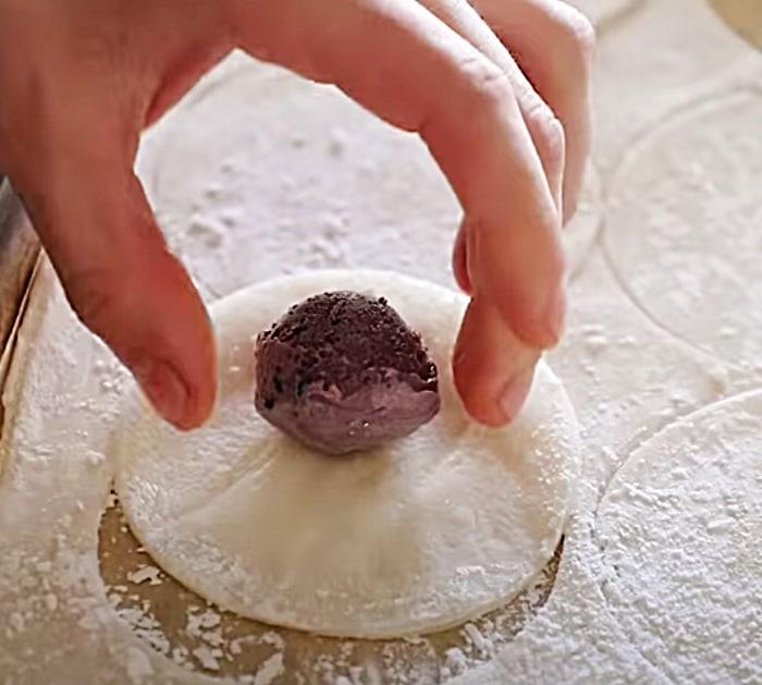 How to make rice flour dough for mochi ice cream balls