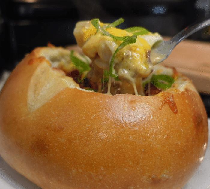 How to Make Bacon Cheeseburger Soup in a Bread Bowl