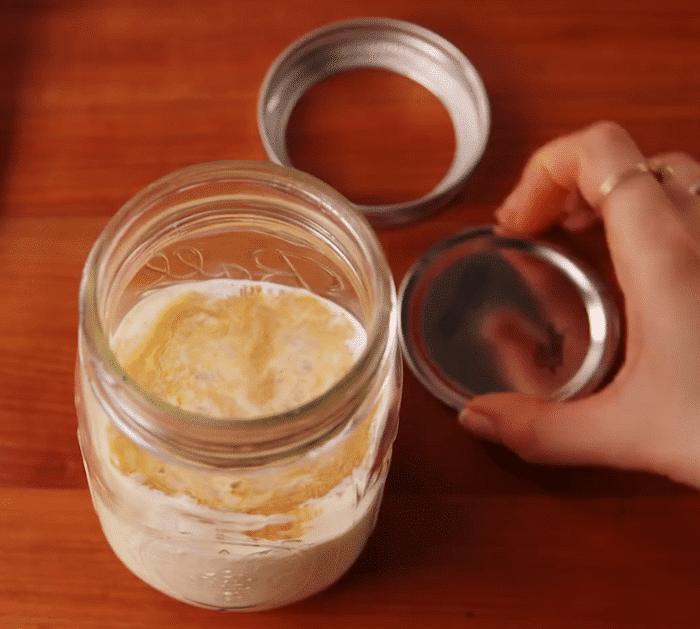 How to Make Mason Jar Ice Cream