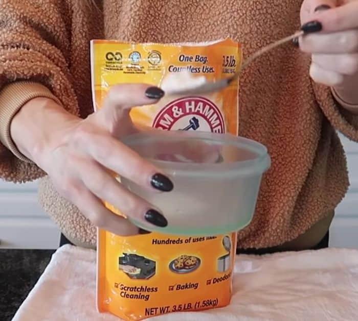 How To Remove Sticker Labels From Jars