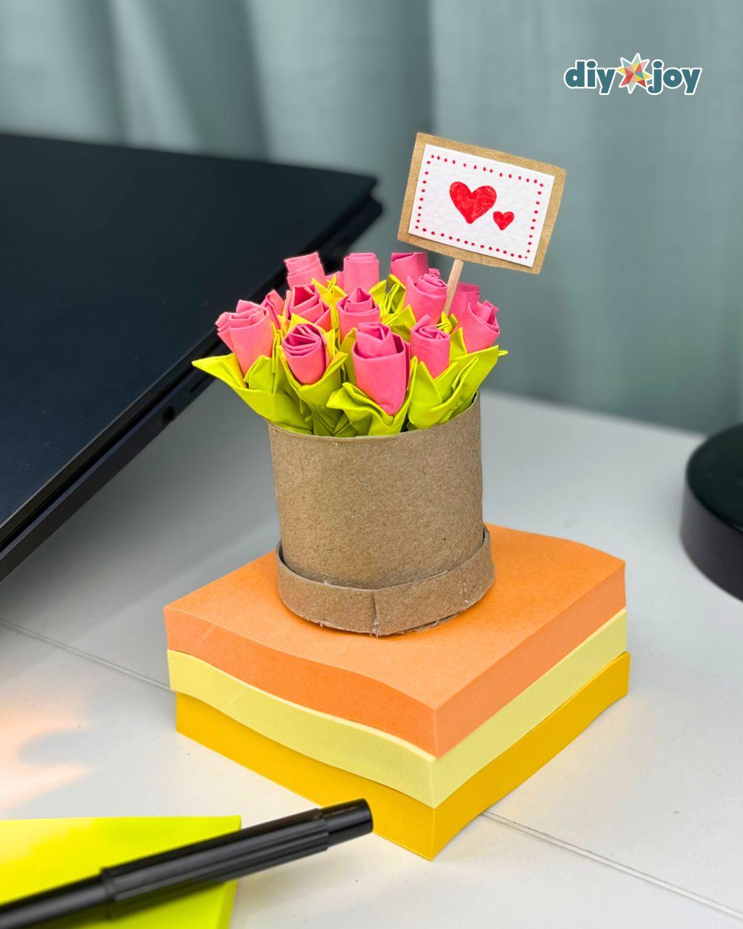 Sticky note paper flower bouquet finished in its cardboard tube vase, an easy desk decor paper craft