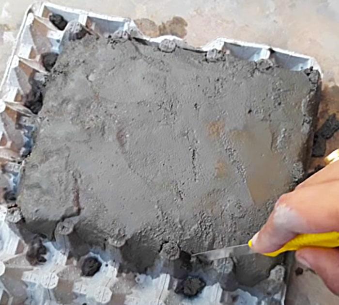 Use Egg Cartons To Make Cement Planters - Quick Dry Cement Ideas - DIY Planters
