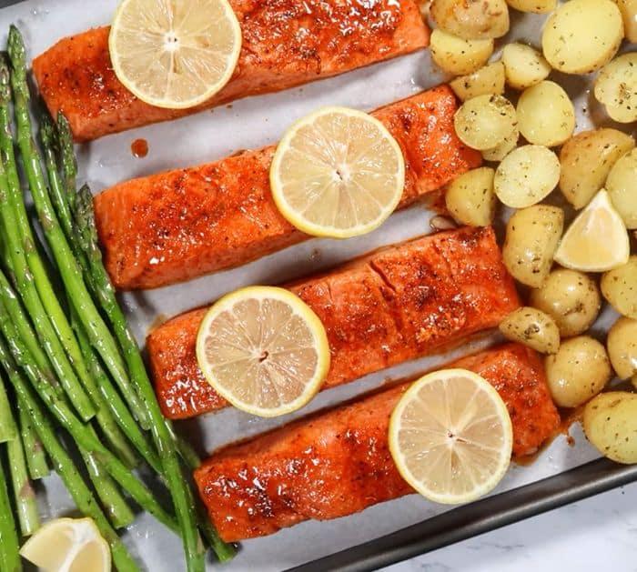 How to Make Salmon and Vegetable Bake
