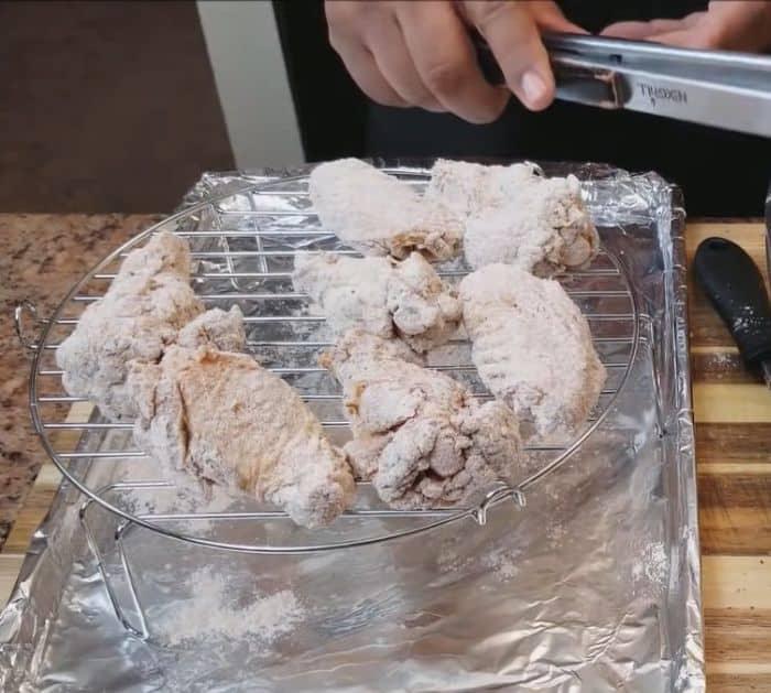Crispy Chicken Air Fryer Wings Ingredients