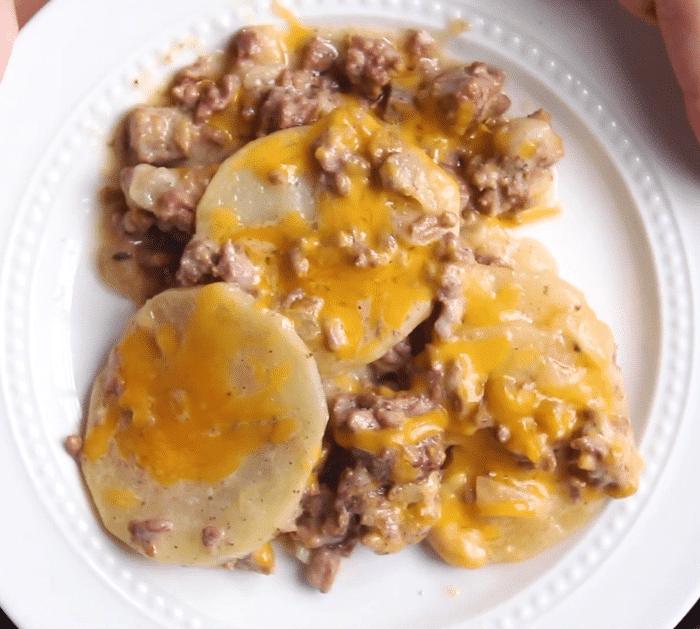 How to Make Hamburger Potato Casserole