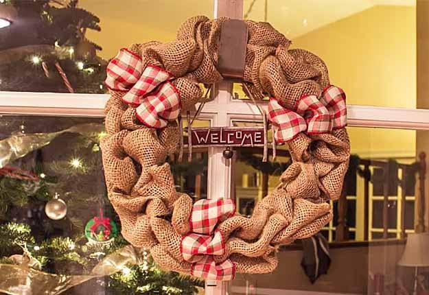 Easy DIY Craft Projects for the Home | DIY Rustic Home Decor Ideas | How to Make a Burlap Wreath Tutorial | DIY Projects & Crafts by Sueeye at