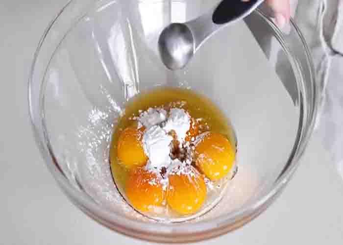 Making the homemade custard