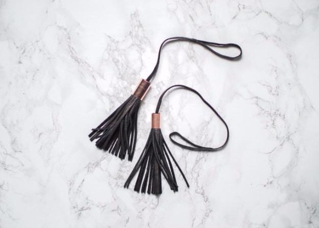 Quick Last Minute DIY Gifts You Can Make - DIY Leather Copper Bag Tassel - Easy and Quick Last Minute DIY Gift Ideas for Mom, Dad, Him or Her, Freinds, Teens, Kids, Girls and Boys.