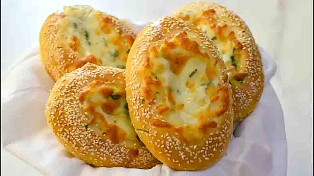 Cheese Garlic Bread Recipe