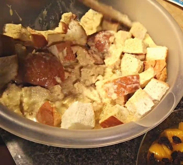 Easy Southern Style Bread Pudding Recipe