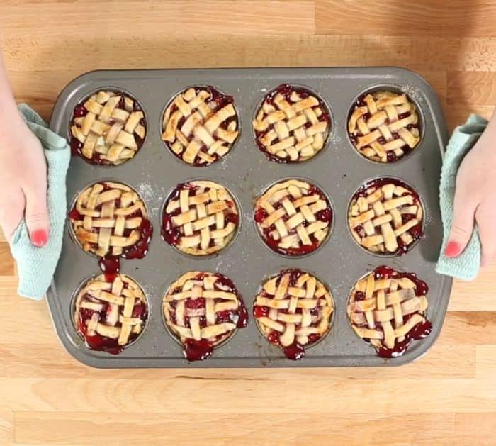 How to Make Mini Cherry Pie