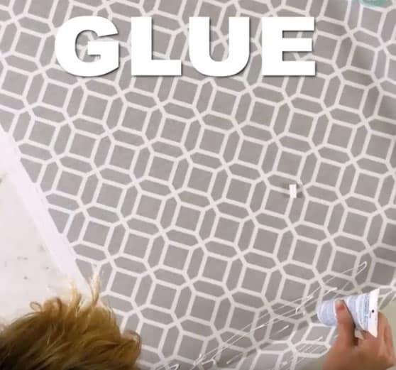 $12 DIY Roman Shade Made From A Mini Blind — glue and fold roman shade diy tutorial