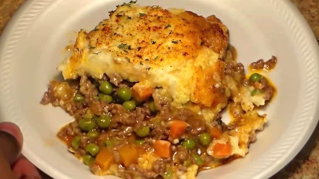 Easy & Simple Homemade Shepherd’s Pie Recipe