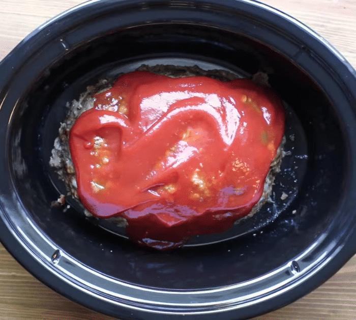 Easy Crockpot Meatloaf Recipe