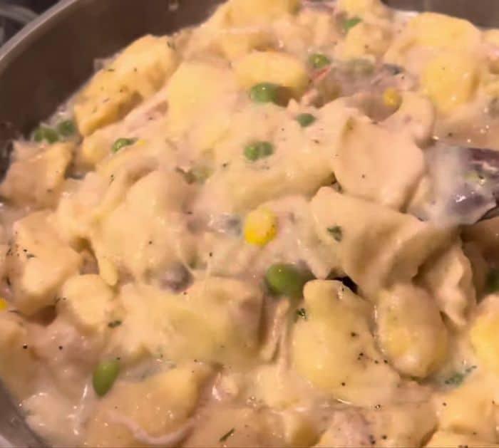 How to Make Creamy Chicken Pot Pie Soup