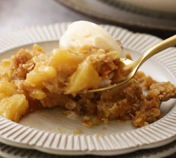How to Make Pineapple Crisp