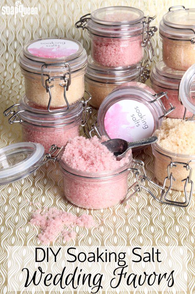 DIY Soaking Salt & Scrub Wedding Favors, a personal touch that makes the day feel special and it comes together fast