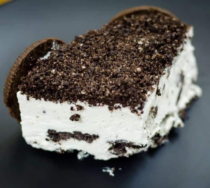 How to Make Oreo Ice Cream Cake