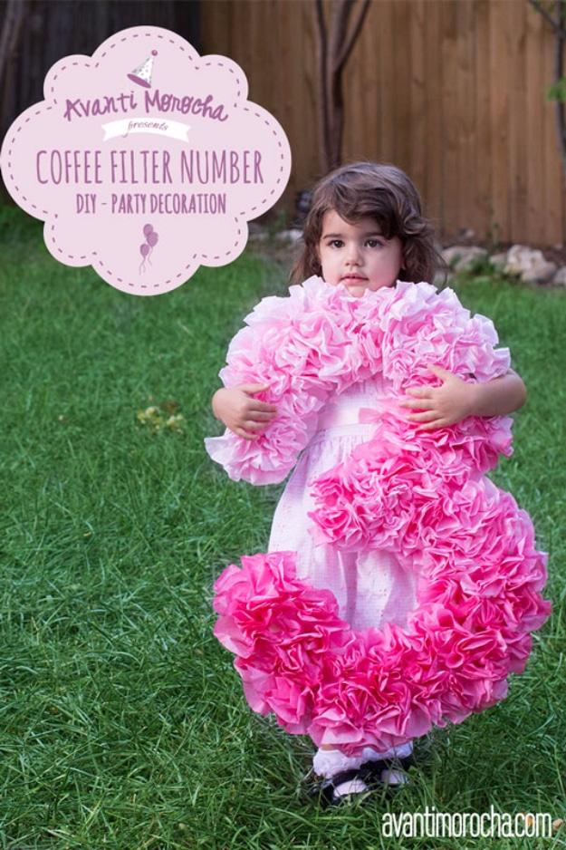 DIY Coffee Filter Number, budget friendly for the whole celebration and a festive touch worth trying this weekend